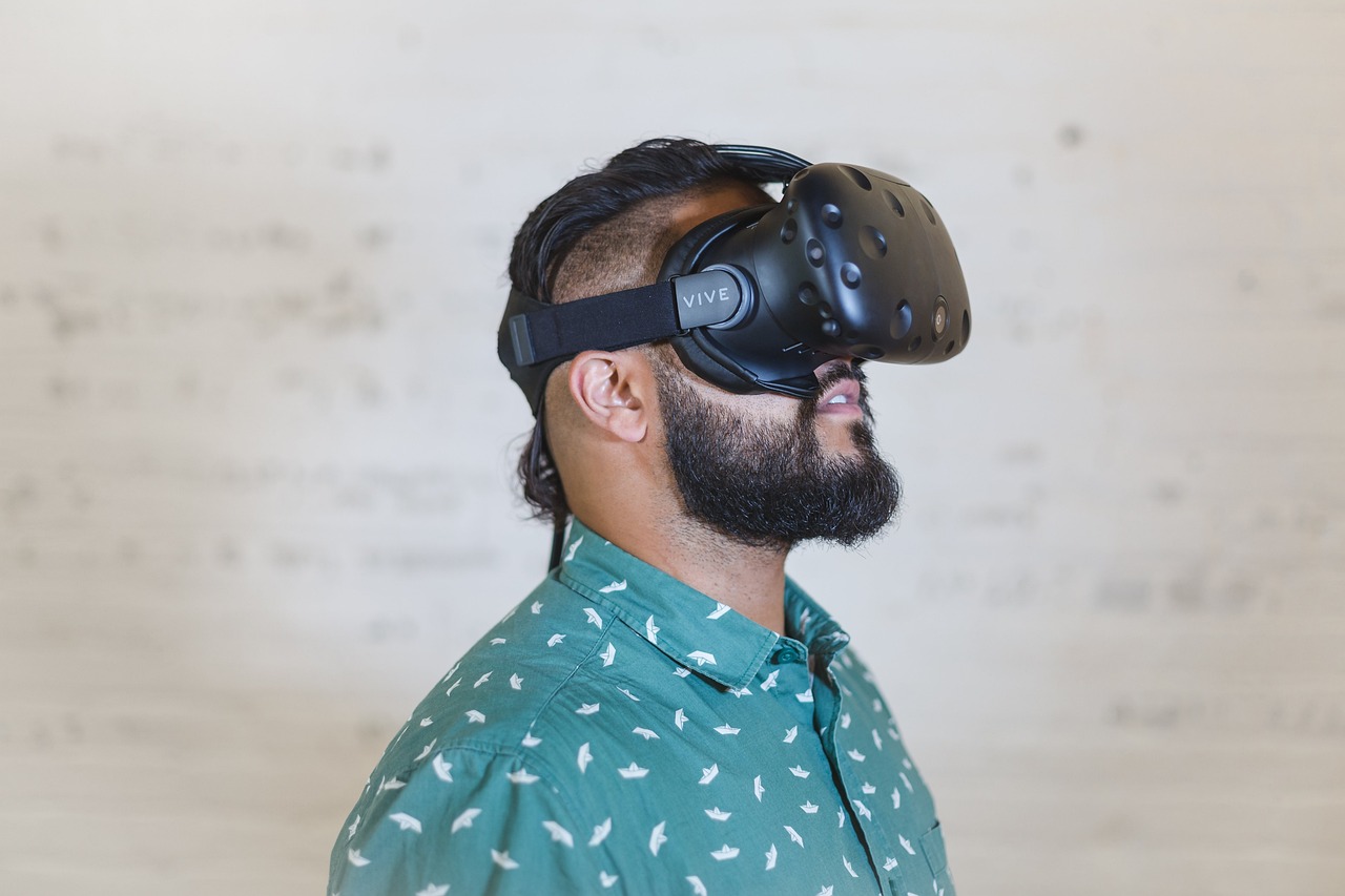 Using VR to Develop Adaptability in Military Strategies